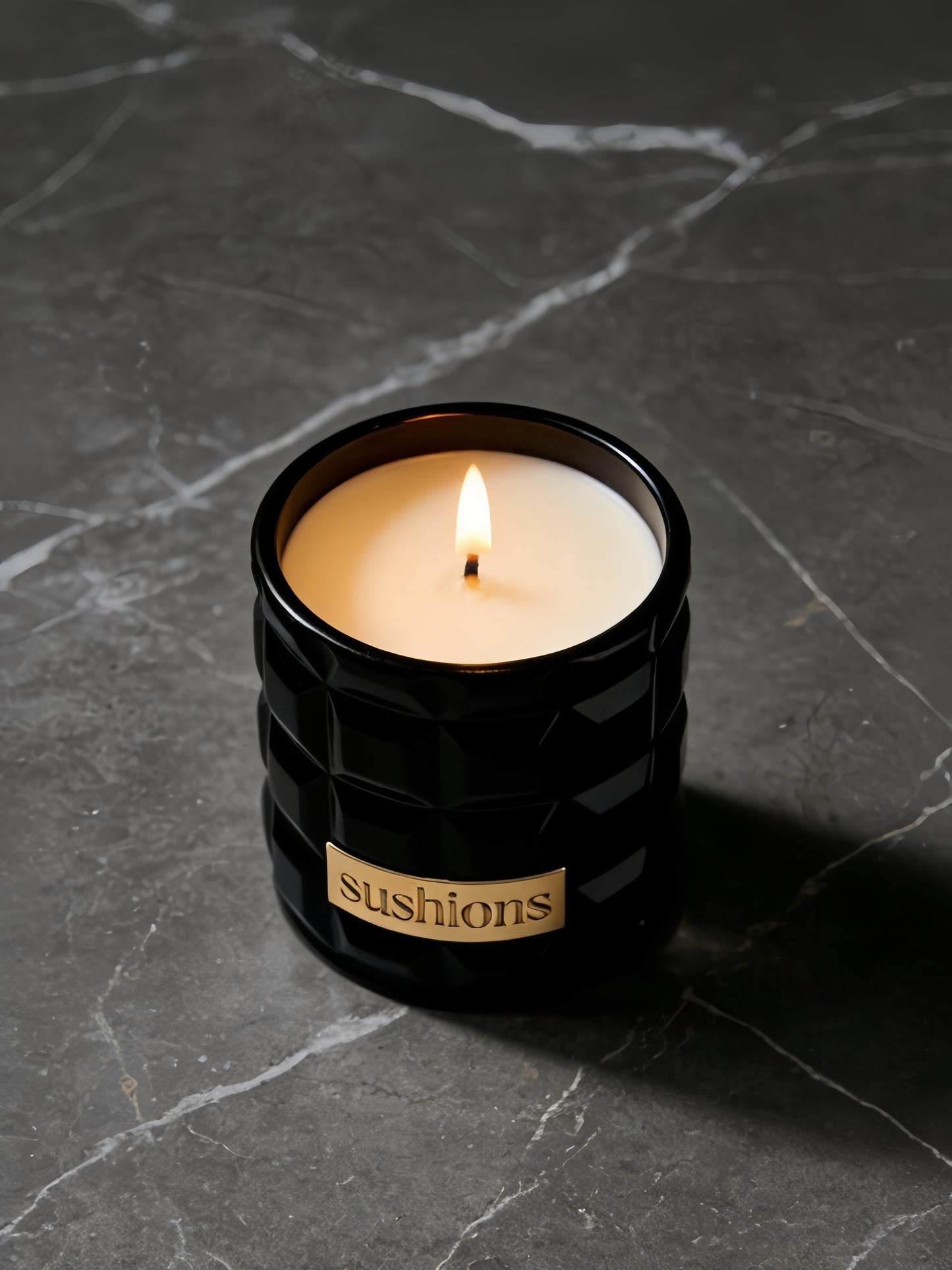 Sushions Obsidian Facet Ceramic Candle &Rich Woody Oriental