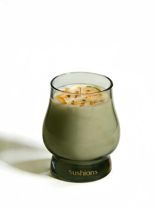 Sushions Mosswood & Amber Frosted Glass Jar Candle