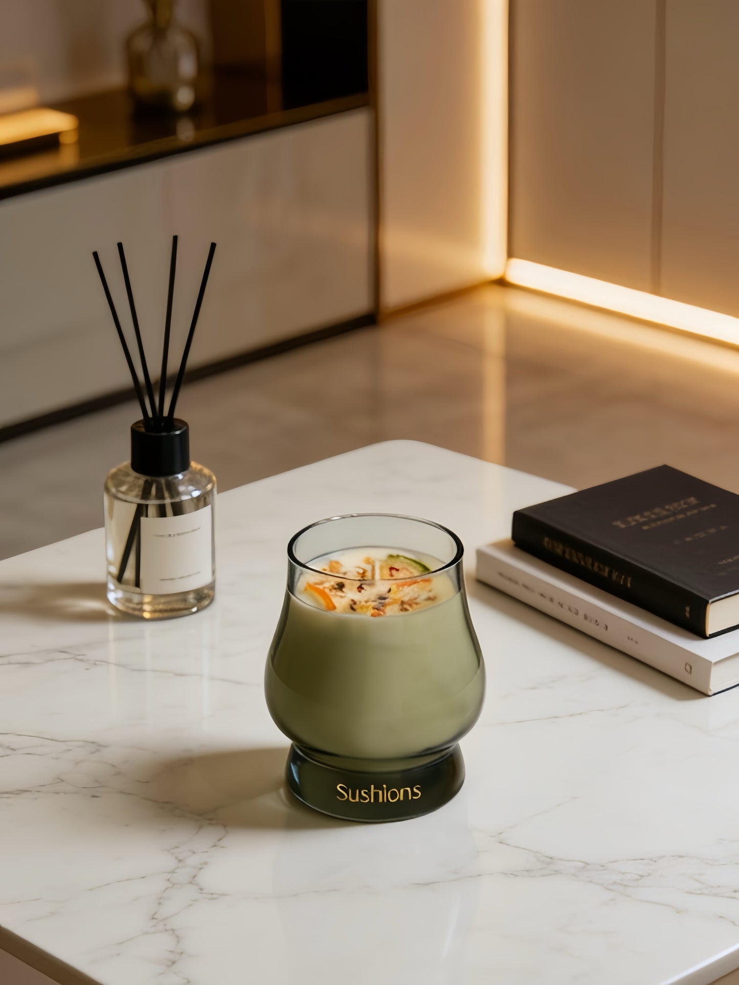 Sushions Mosswood & Amber Frosted Glass Jar Candle